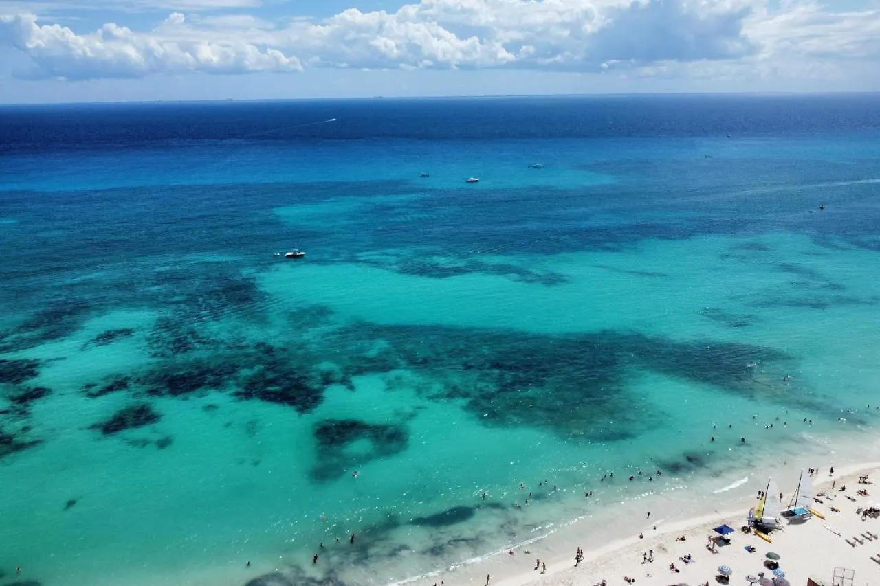 Volta 212 Hotel Playa del Carmen Mexico